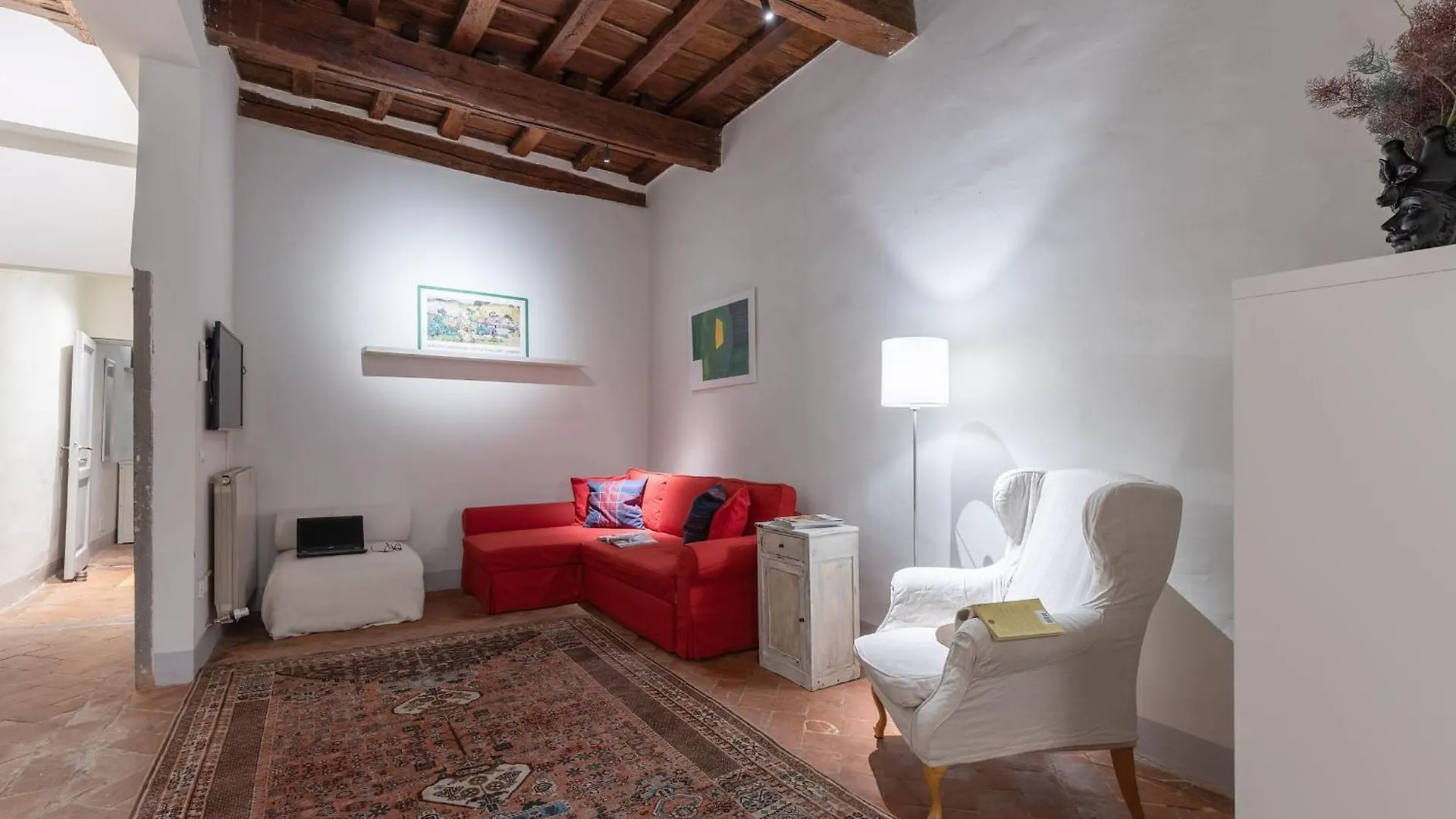 Santo Spirito Suite-Hosted By Sweetstay Firenze 0*,  Italia